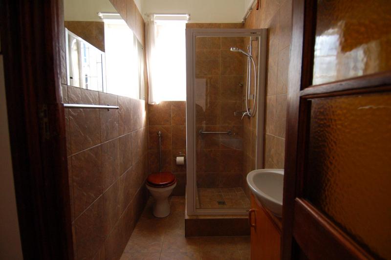 To Let 2 Bedroom Property for Rent in Bantry Bay Western Cape